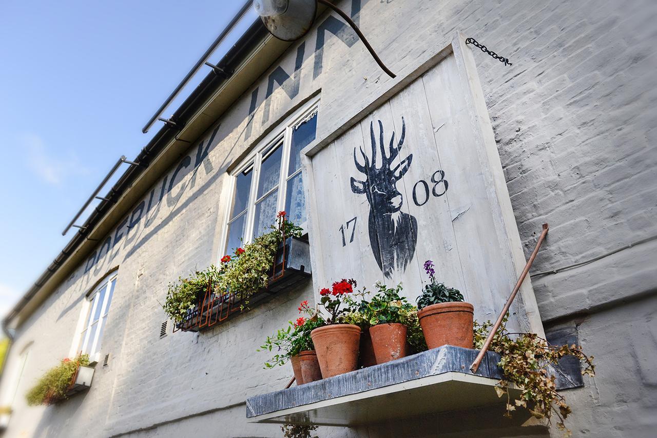 Roebuck Inn Mobberley Exterior photo